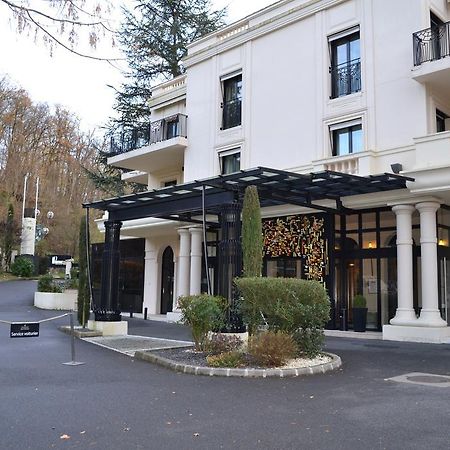 Hotel & Spa Le Pavillon Charbonnieres les Bains Bagian luar foto