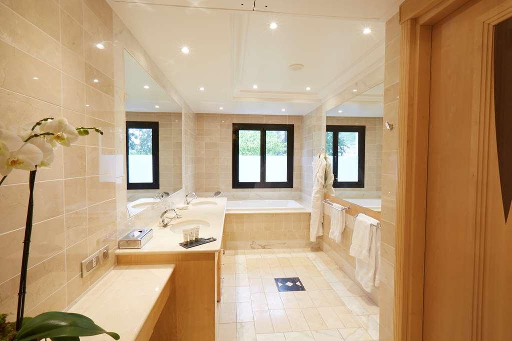 Hotel & Spa Le Pavillon Charbonnieres les Bains Fasilitas foto