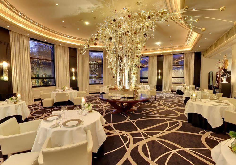 Hotel & Spa Le Pavillon Charbonnieres les Bains Bagian luar foto