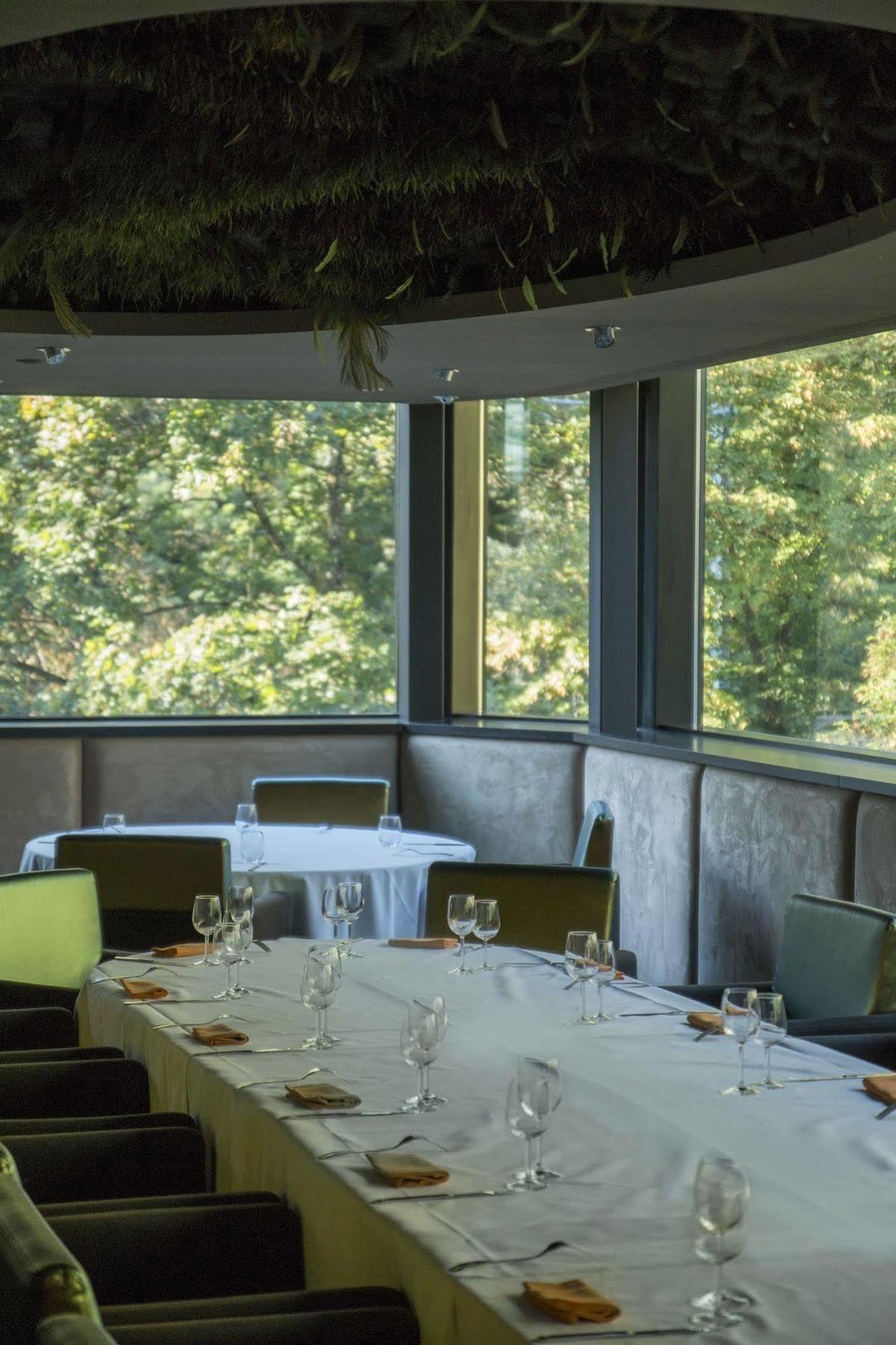 Hotel & Spa Le Pavillon Charbonnieres les Bains Bagian luar foto